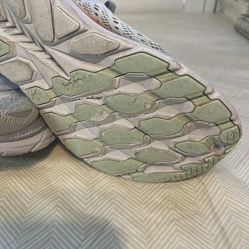 Hoka One One‎ Clifton 8 Women's Sz 8.5B Aqua Blue Running Shoes Sneakers